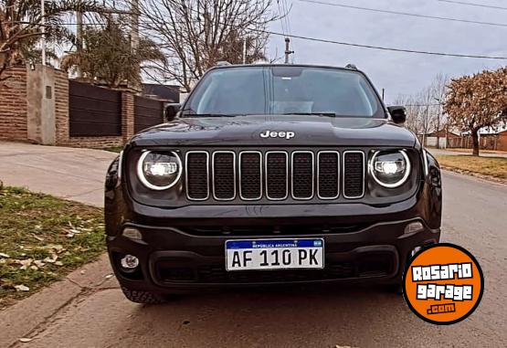 Camionetas - Jeep Renegade longitud 2021 Nafta 57000Km - En Venta