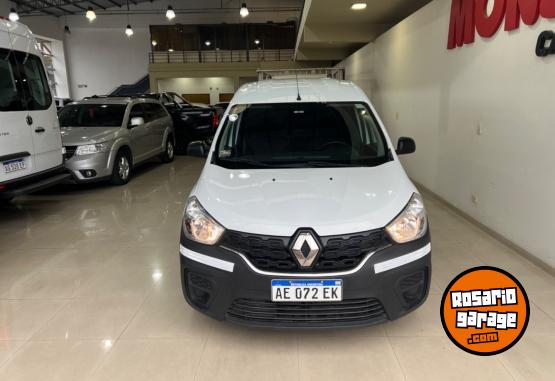 Utilitarios - Renault Kangoo 2020 Nafta 121000Km - En Venta