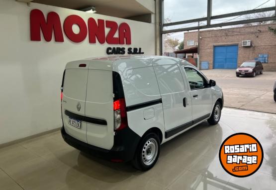 Utilitarios - Renault Kangoo 2020 Nafta 121000Km - En Venta