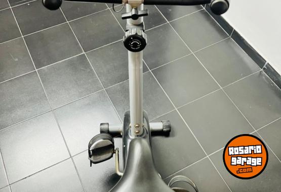 Deportes - Gimnasio mltiple completo Semikon + bicicleta fija - En Venta