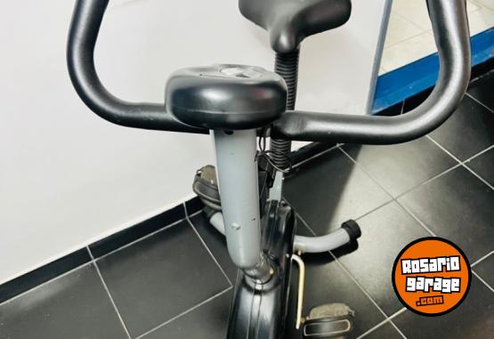 Deportes - Gimnasio mltiple completo Semikon + bicicleta fija - En Venta