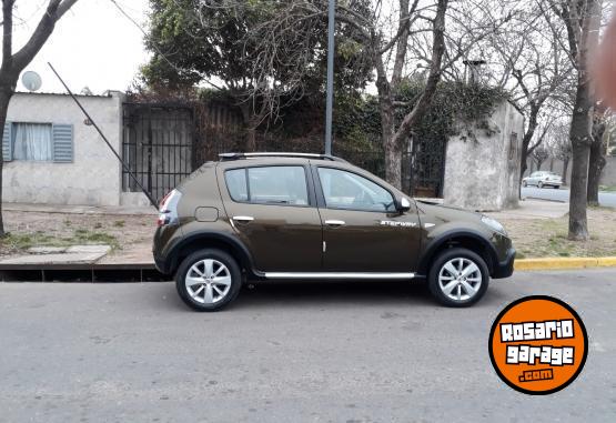 Autos - Renault sandero stepway prevllege 2013 Nafta 82000Km - En Venta