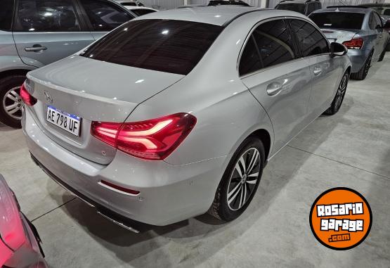 Autos - Mercedes Benz A200 progressive 2021 Nafta 130000Km - En Venta