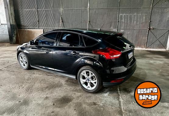 Autos - Ford FOCUS SE PLUS 2019 5P MT 2019 Nafta 95000Km - En Venta