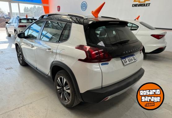 Autos - Peugeot 2008 FELINE 2022 Nafta 45000Km - En Venta