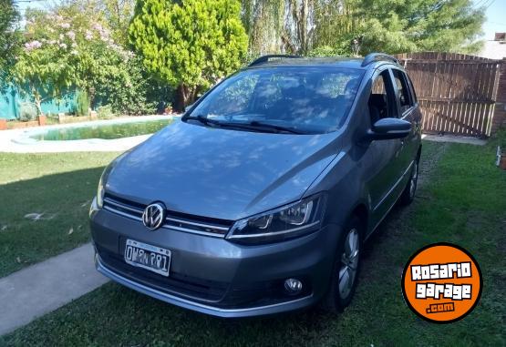 Autos - Volkswagen Suran  Confortline 2015 Nafta 125000Km - En Venta