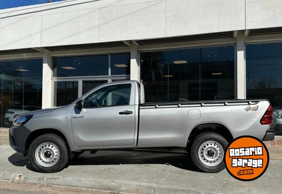 Camionetas - Toyota HILUX C/S 2.4 TDI 4x4 2024 Diesel 0Km - En Venta