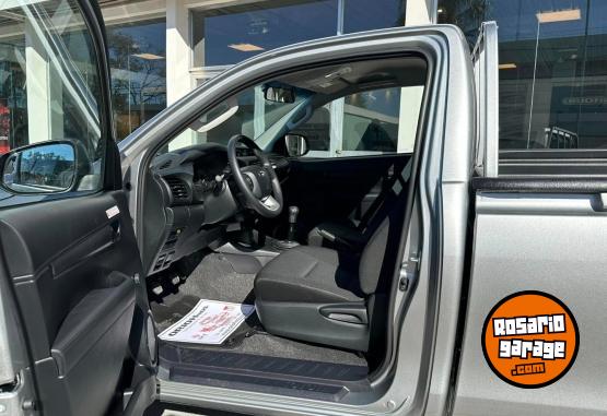 Camionetas - Toyota HILUX C/S 2.4 TDI 4x4 2024 Diesel 0Km - En Venta