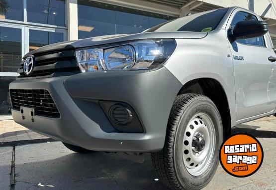 Camionetas - Toyota HILUX C/S 2.4 TDI 4x4 2024 Diesel 0Km - En Venta