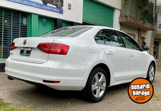 Autos - Volkswagen VENTO LUXURY 2015 Nafta 120000Km - En Venta