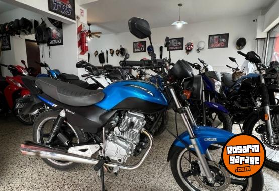 Motos - Corven Hunter 150 2023 Nafta 2600Km - En Venta