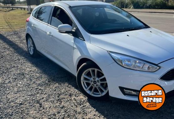 Autos - Ford Focus III 2.0 - 2015 SE 2015 Nafta 69000Km - En Venta