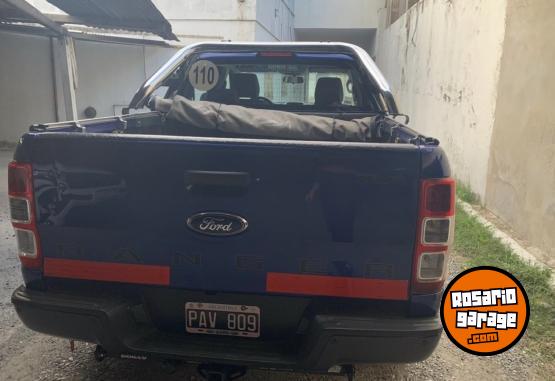 Camionetas - Ford Ranger DC 4X2 XLS AT3 2L 2015 Diesel 130000Km - En Venta