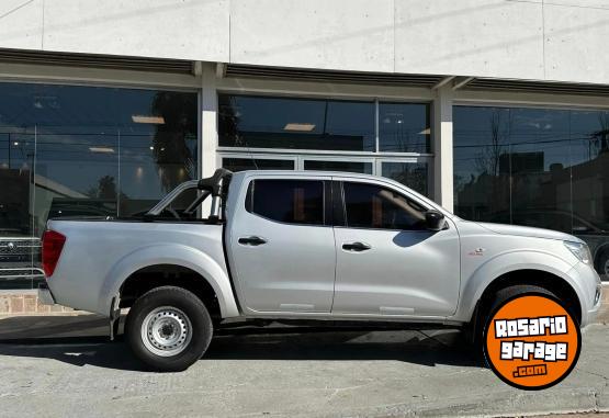 Camionetas - Nissan NP300 FRONTIER 2.3 SE 4x2 2017 Diesel 147000Km - En Venta