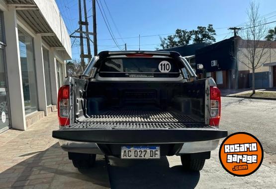 Camionetas - Nissan NP300 FRONTIER 2.3 SE 4x2 2017 Diesel 147000Km - En Venta