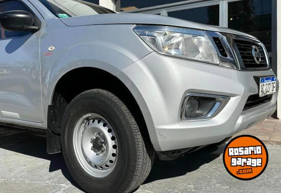 Camionetas - Nissan NP300 FRONTIER 2.3 SE 4x2 2017 Diesel 147000Km - En Venta