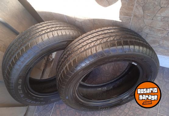 Accesorios para Autos - Cubiertas Goodyear efficientgrip NUEVAS - En Venta