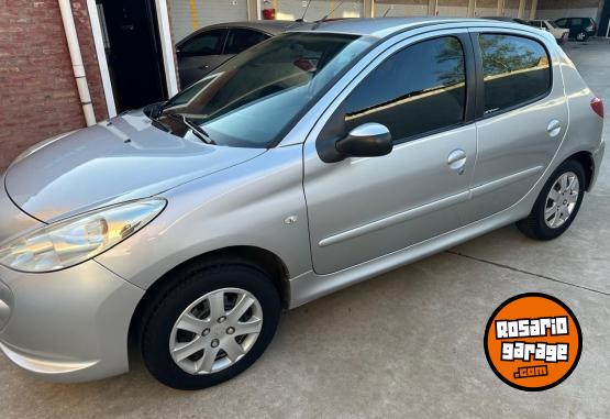 Autos - Peugeot 207 compact 2013 GNC 114000Km - En Venta