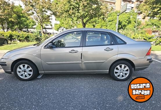 Autos - Ford FOCUS GUIA 2.0 16V 2004 Nafta 107335Km - En Venta