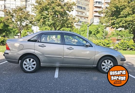 Autos - Ford FOCUS GUIA 2.0 16V 2004 Nafta 107335Km - En Venta