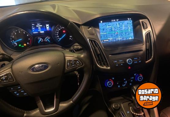 Autos - Ford FOCUS SE PLUS POWER 2016 Nafta 121000Km - En Venta