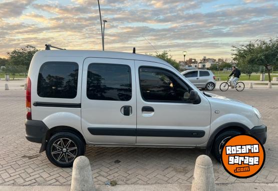 Utilitarios - Renault Kangoo 2010 Diesel 176000Km - En Venta