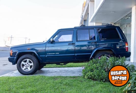 Camionetas - Jeep Cherokee Classic 2.5 TD 2000 Diesel 226000Km - En Venta