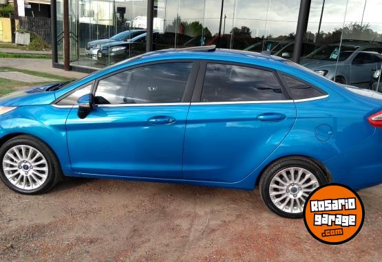 Autos - Ford FIESTA TITANIUM 2016 Nafta 102000Km - En Venta