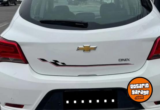 Autos - Chevrolet Onix effect 2018 Nafta 70000Km - En Venta