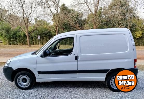 Utilitarios - Citroen BERLINGO DIESEL 1.6HDI 2024 Diesel 0Km - En Venta