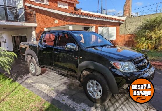 Camionetas - Toyota Hilux - 2008 -DX Pack-4x2 2008 Diesel 205000Km - En Venta