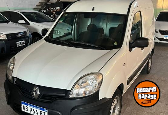 Utilitarios - Renault kangoo 1.6 nafta 2017 GNC 160000Km - En Venta