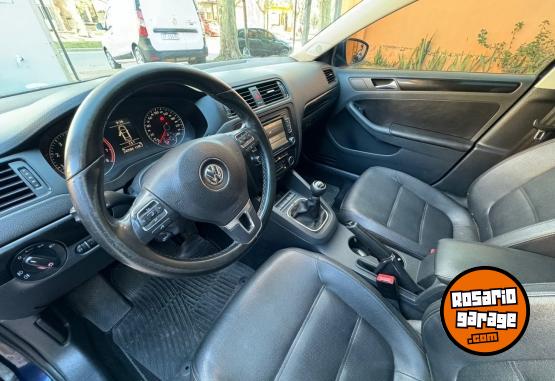 Autos - Volkswagen VENTO LUXURY 2.5 2011 Nafta 195000Km - En Venta