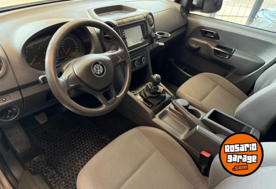 Camionetas - Volkswagen Amarok starline 2015 Diesel 150000Km - En Venta