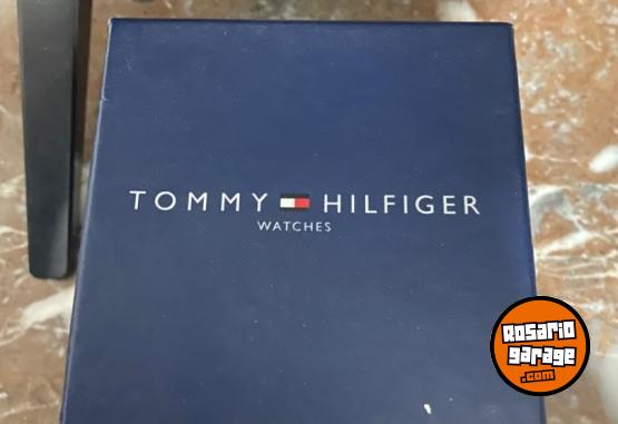 Indumentaria - Vendo reloj tomi hilfiger. - En Venta