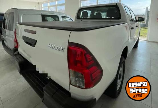 Camionetas - Toyota HILUX L/21 2.4 DC 4 2024 Diesel 0Km - En Venta