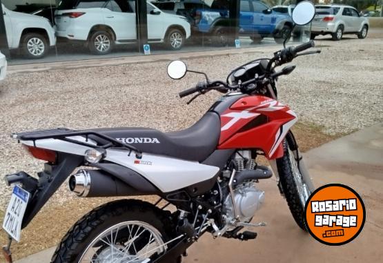 Motos - Honda XR 150 L 2024 Nafta 1600Km - En Venta