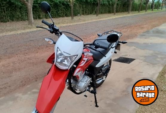 Motos - Honda XR 150 L 2024 Nafta 1600Km - En Venta