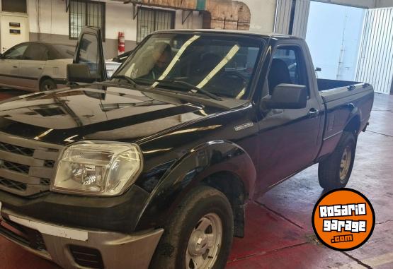 Camionetas - Ford Ranger Cabina Simple 4X2 2011 Diesel 260000Km - En Venta