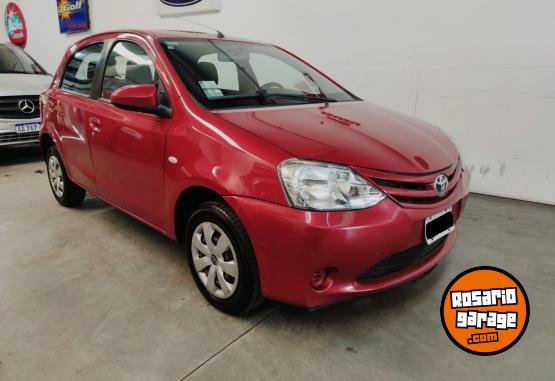 Autos - Toyota Etios 1.5 XS 5ptas 2015 Nafta 157000Km - En Venta