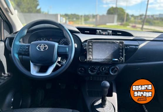 Camionetas - Toyota HILUX 2.4 DX 2024 Diesel 0Km - En Venta