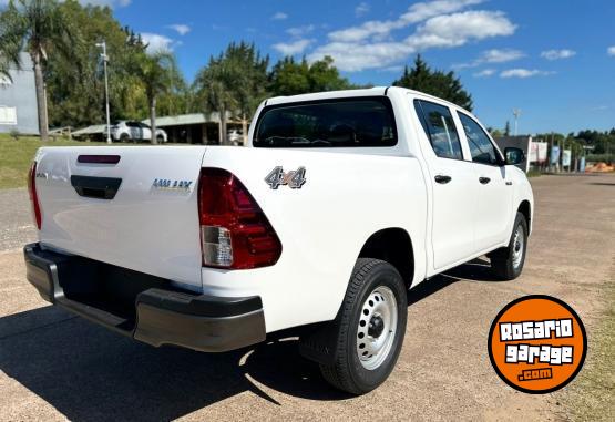 Camionetas - Toyota HILUX 2.4 DX 2024 Diesel 0Km - En Venta