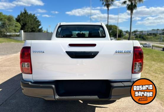 Camionetas - Toyota HILUX 2.4 DX 2024 Diesel 0Km - En Venta