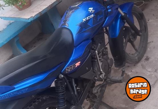 Motos - Bajaj Bajaj 125 2010 Nafta 30000Km - En Venta