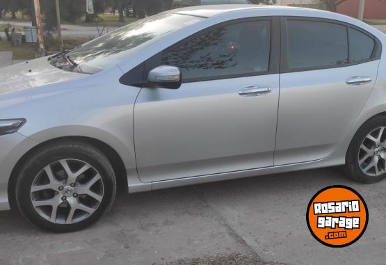 Autos - Honda City EXL 2011 Nafta 110000Km - En Venta