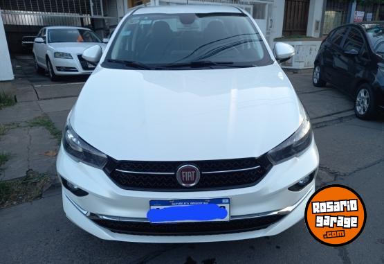 Autos - Fiat Cronos 2020 GNC 80000Km - En Venta