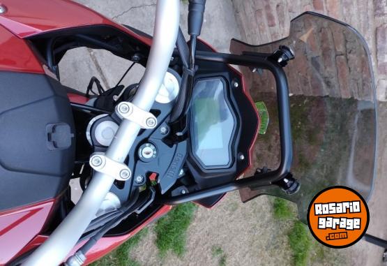 Motos - Benelli Trk 251 2023 Nafta 2500Km - En Venta