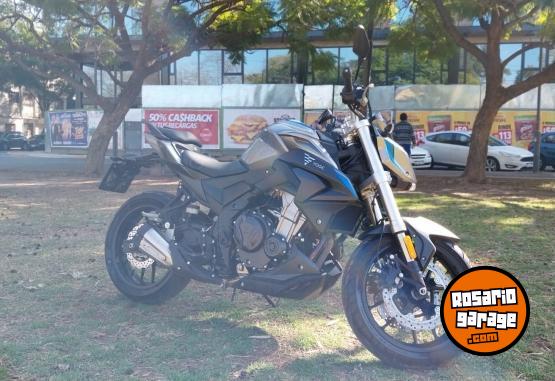 Motos - Voge 500R 2022 Nafta 1600Km - En Venta