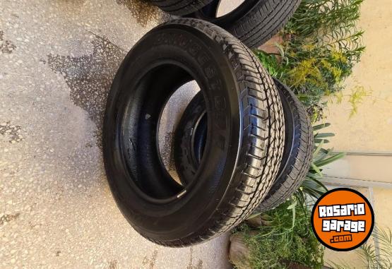 Accesorios para Autos - vendo 5 cubiertas bridgestone dueler 265-60/R18 - En Venta