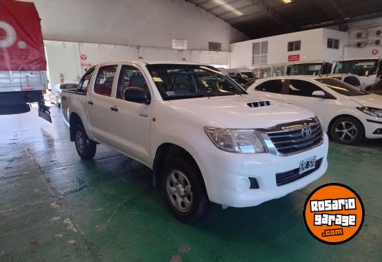 Camionetas - Toyota Hilux 4x2 DX 2012 Diesel 245000Km - En Venta